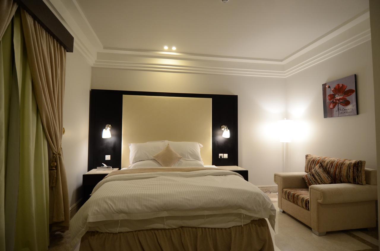 Al Joory Suites Hotel Khafji エクステリア 写真