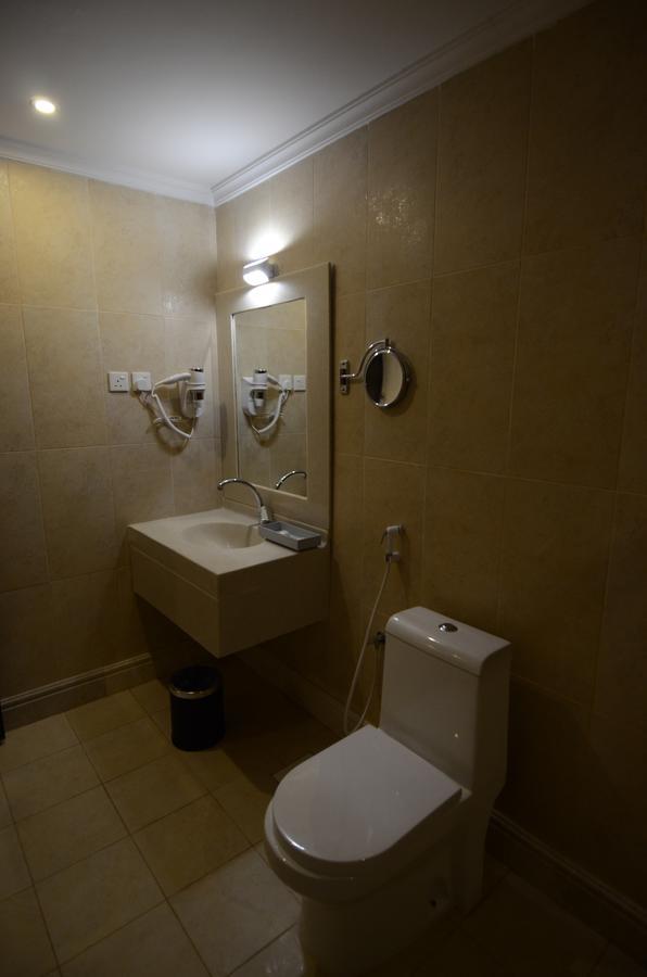 Al Joory Suites Hotel Khafji エクステリア 写真